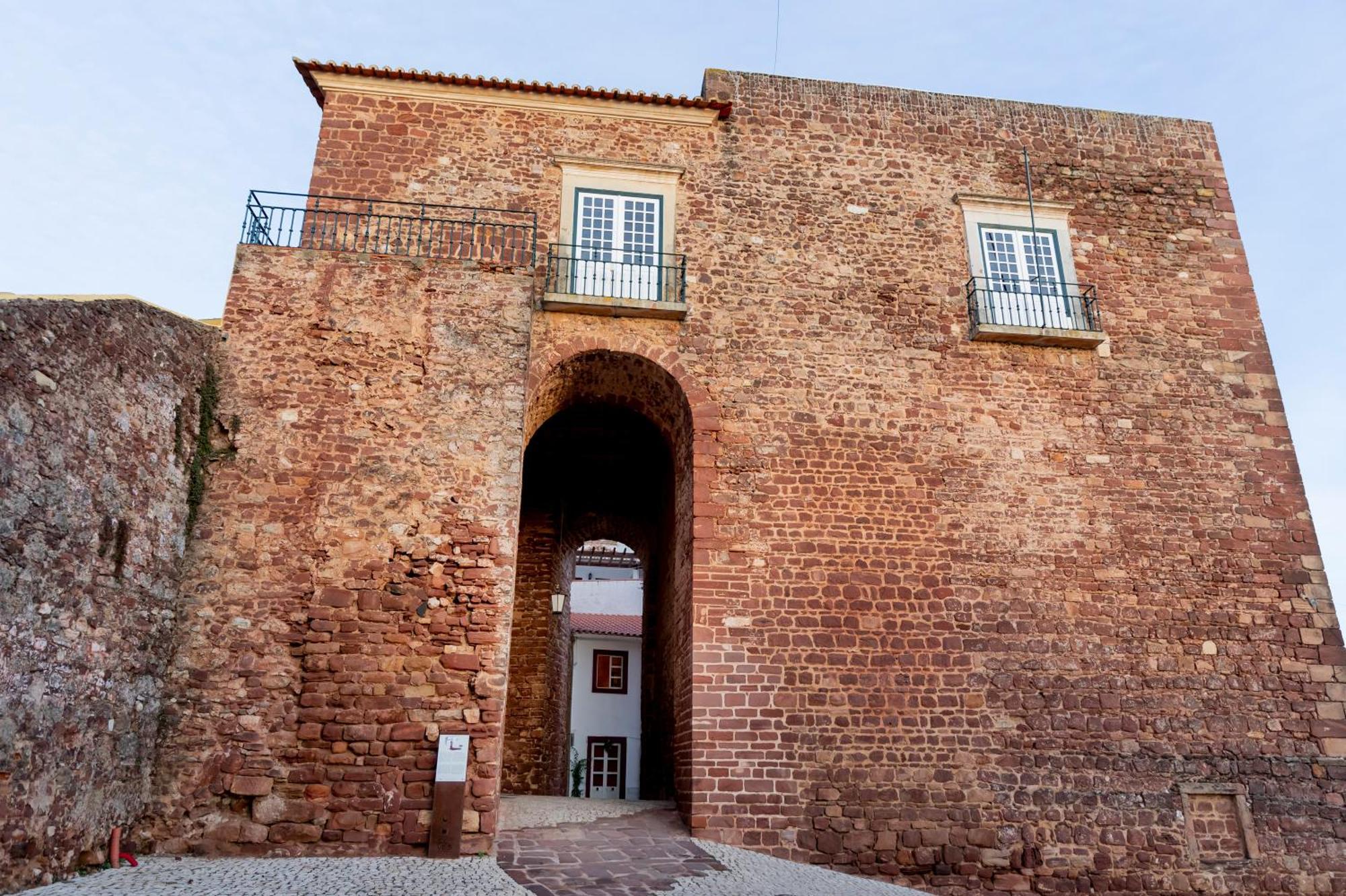 Portas Da Cidade Home Силвес Екстериор снимка